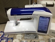 Machine a coudre et a Broder Brother innovis NV6750D