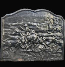 plaque de cheminée en fonte de fer décor chasse à cour . XX siècle .