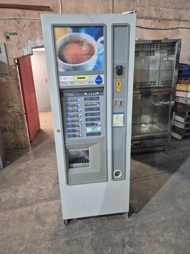 Distributeur automatique - distributeur, a