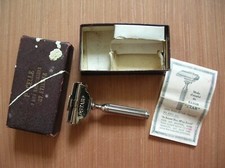 Ancien rasoir mécanique Star Cadet Made in USA avec mode d'emploi et sa boite