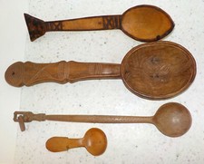 4 Cuillères ethniques sculptées - Origines et bois différents - A6