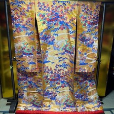 Kimono japonais Uchikake