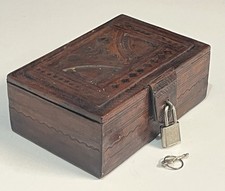 Coffret ancien en cuir
