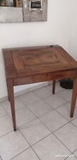 ancien bureau d'écolier , pupitre incliné