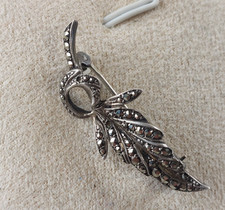 Ancienne broche, en argent