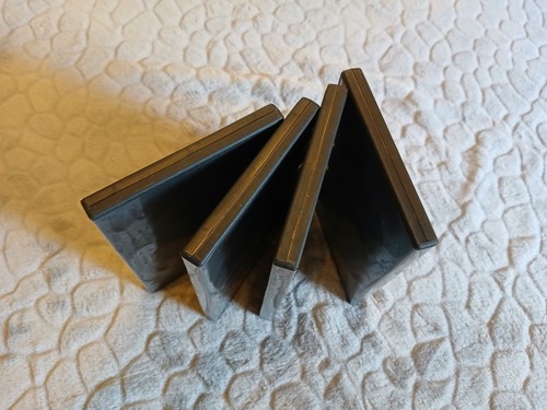 Lot boîtiers noirs de - de,