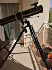 TÉLESCOPE CELESTRON NOIR, PIEDS RÈGLABLES, AVEC OBJECTIFS