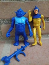 LOT 2 FIGURINES VINTAGE-