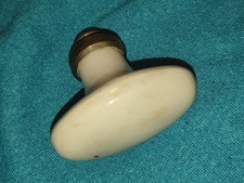 Ancien bouton de porte en