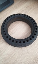 Pneu plein Anti Crevaison pour