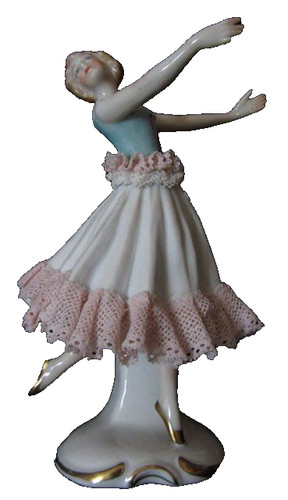 Figurine ballerine - figurine, en