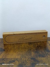 Ancienne boîte à crayons