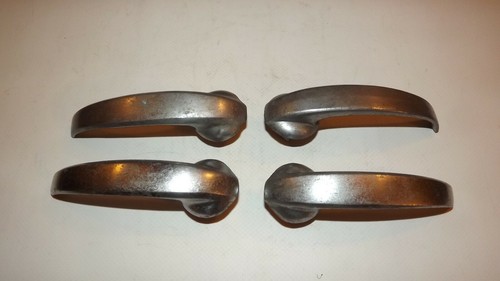 Peugeot 202 lot 4 contres - peugeot,