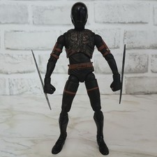 Mezco Hellboy Kroenen Action