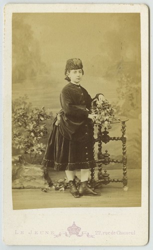 Cdv 1870 jeune à - cdv, 1870-80