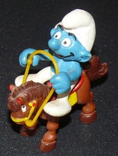 figurine schtroumpf à cheval