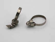 2 Collier support pompe ancien