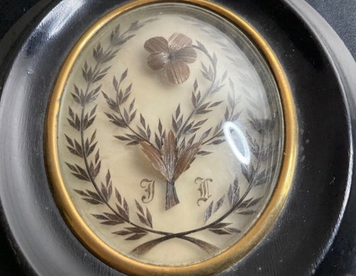 Reliquaires aux cheveux - reliquaires, ,salon