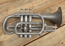 Ancien cornet a piston modèle