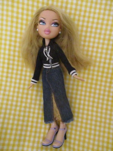Jolie poupée mannequin bratz - mannequin,