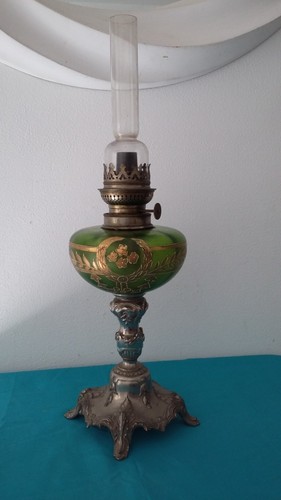 Ancienne lampe petrole - lampe,