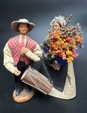 SANTONS DE PROVENCE HABILLÉS. COUPLE DE PROVENÇAUX - SIGNÉS DEVILLAINE - 25 cm
