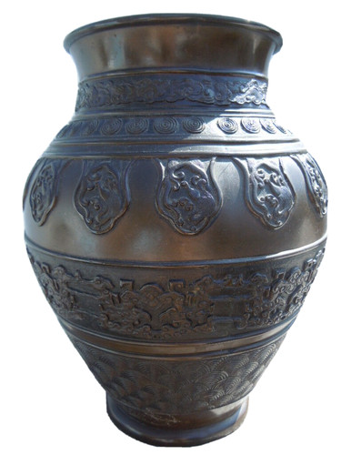 Vase bronze decor - relief, style