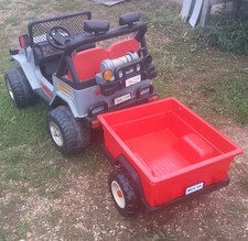 peg perego gaucho voiture 4 x 4 pour pieces voir photo  avec remorque et treuil