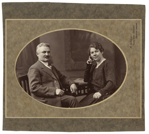 Portrait studio médaillon