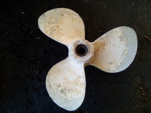 Helice yamaha 8cv - 8cv, 2