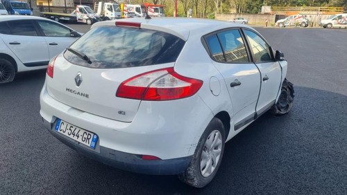 Train arriere complet renault - train,
