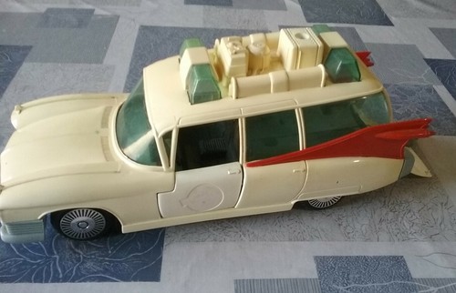 Voiture ghost buster ecto - ghost,