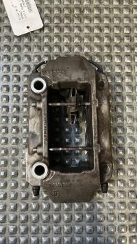 Etrier avant droit - , (freinage)