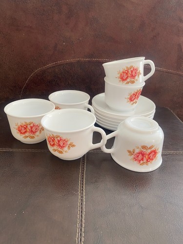 Lot tasses soucoupes - de,