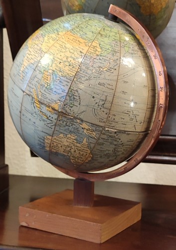 Ancien globe terrestre - globe, girard