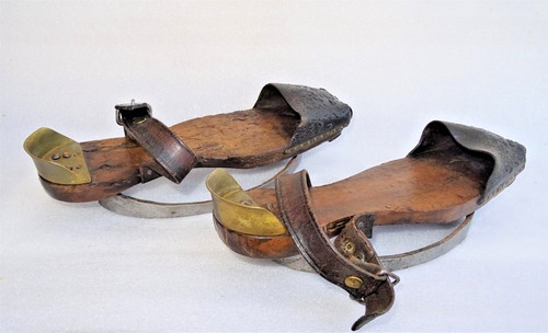Rare paire soques patins - ou,