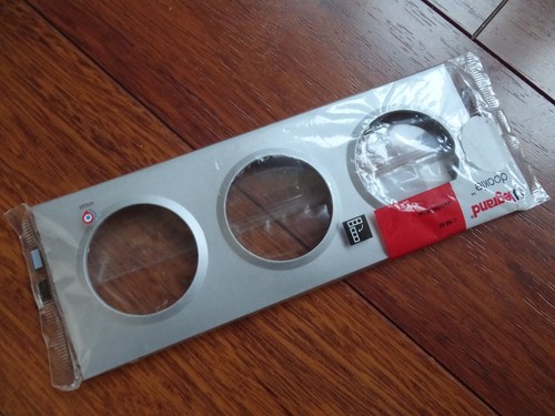 Legrand dooxie plaque - 1,