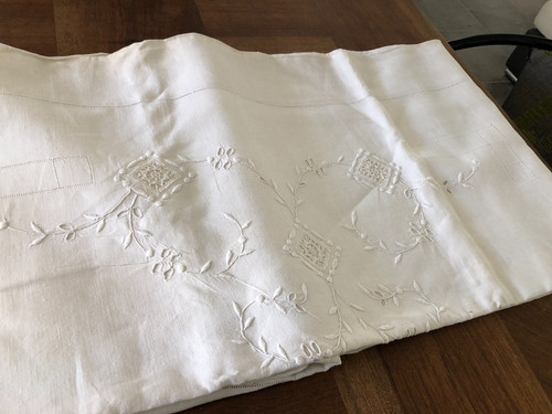 Ancien superbe drap brodé - ancien,