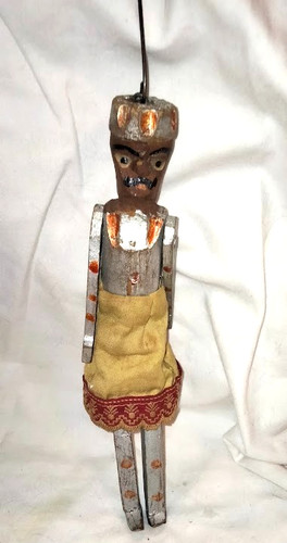 Marionnette ancienne en - ,