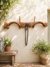 Ancien joug de bœuf en bois
