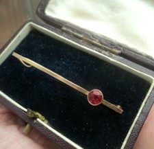 Broche Bar En Or Rose 9 Carats