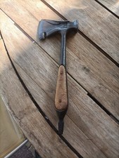 hachette outil ancien couvreur charpentier 