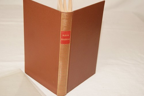 Pleiade album rousseau 1976 - la,
