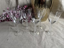 6 verres à vin rouge cristal Lalique France modèle Phalsbourg.
