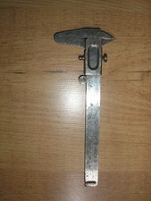 Pied à coulisse ancien