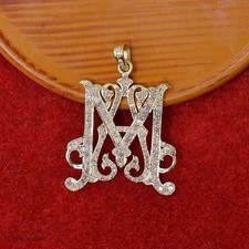 Bijou pendentif monogramme