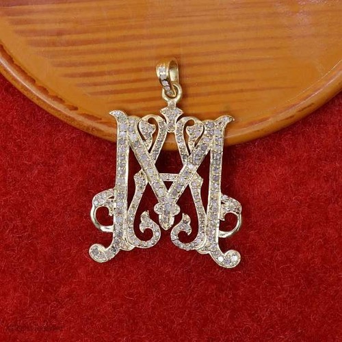 Bijou pendentif monogramme