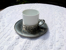 tasse à café blanche porcelaine Limoges ancienne support et sous tasse en étain,