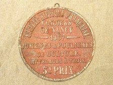 Ancienne plaque de concours