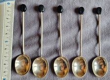 5 cuillères à moka anglaises